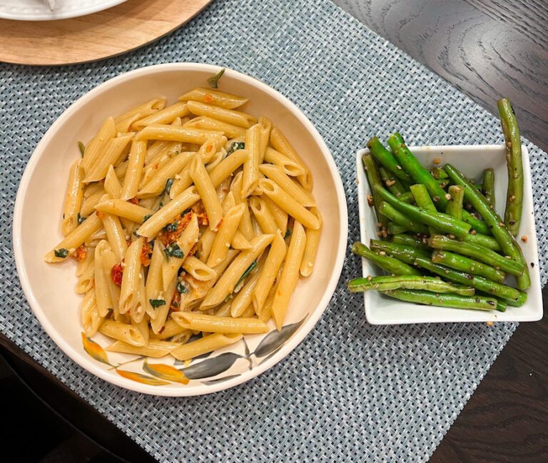 Easy Sun-Dried Tomato Pasta